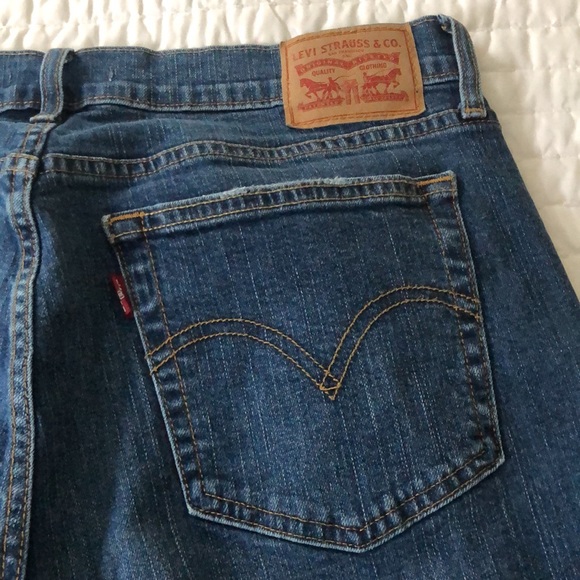 Levi’s Boyfriend Jeans - Picture 8 of 8